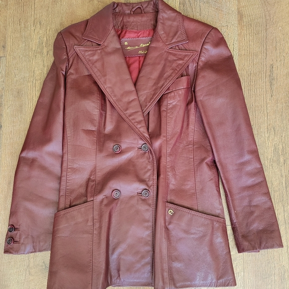 Etienne Aigner Rich Burgandy Leather Jacket - Picture 1 of 9